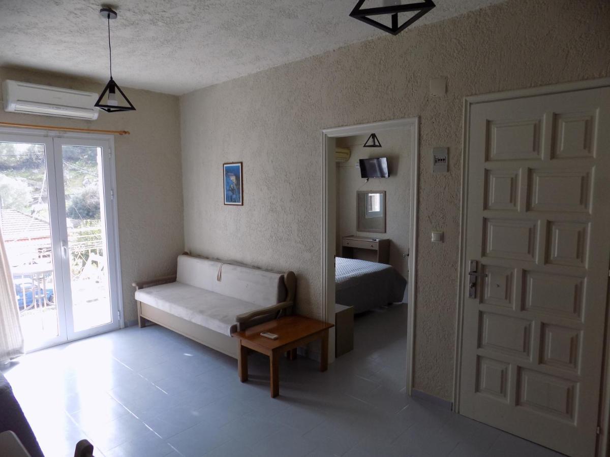 أيّا إفيميا Afrodite Spacious Apartments! المظهر الخارجي الصورة