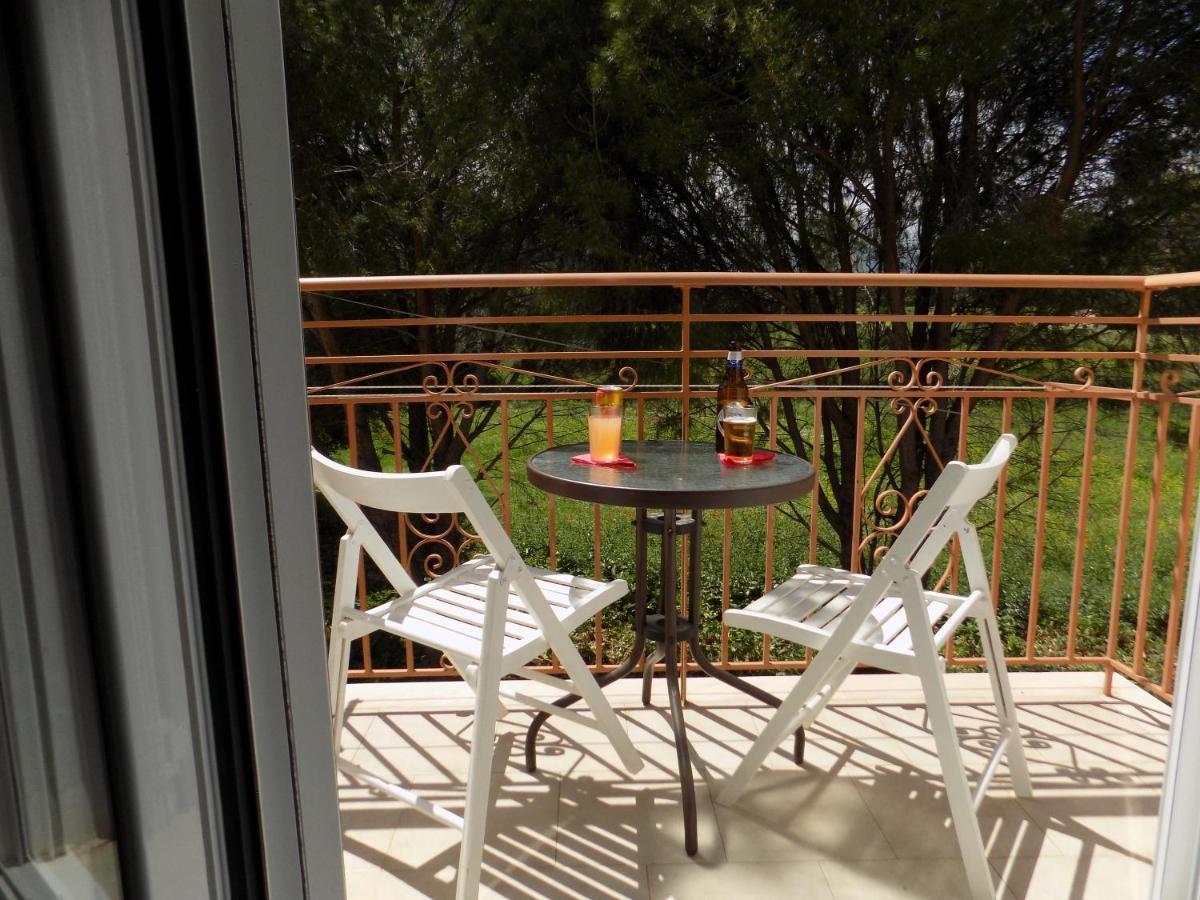أيّا إفيميا Afrodite Spacious Apartments! المظهر الخارجي الصورة