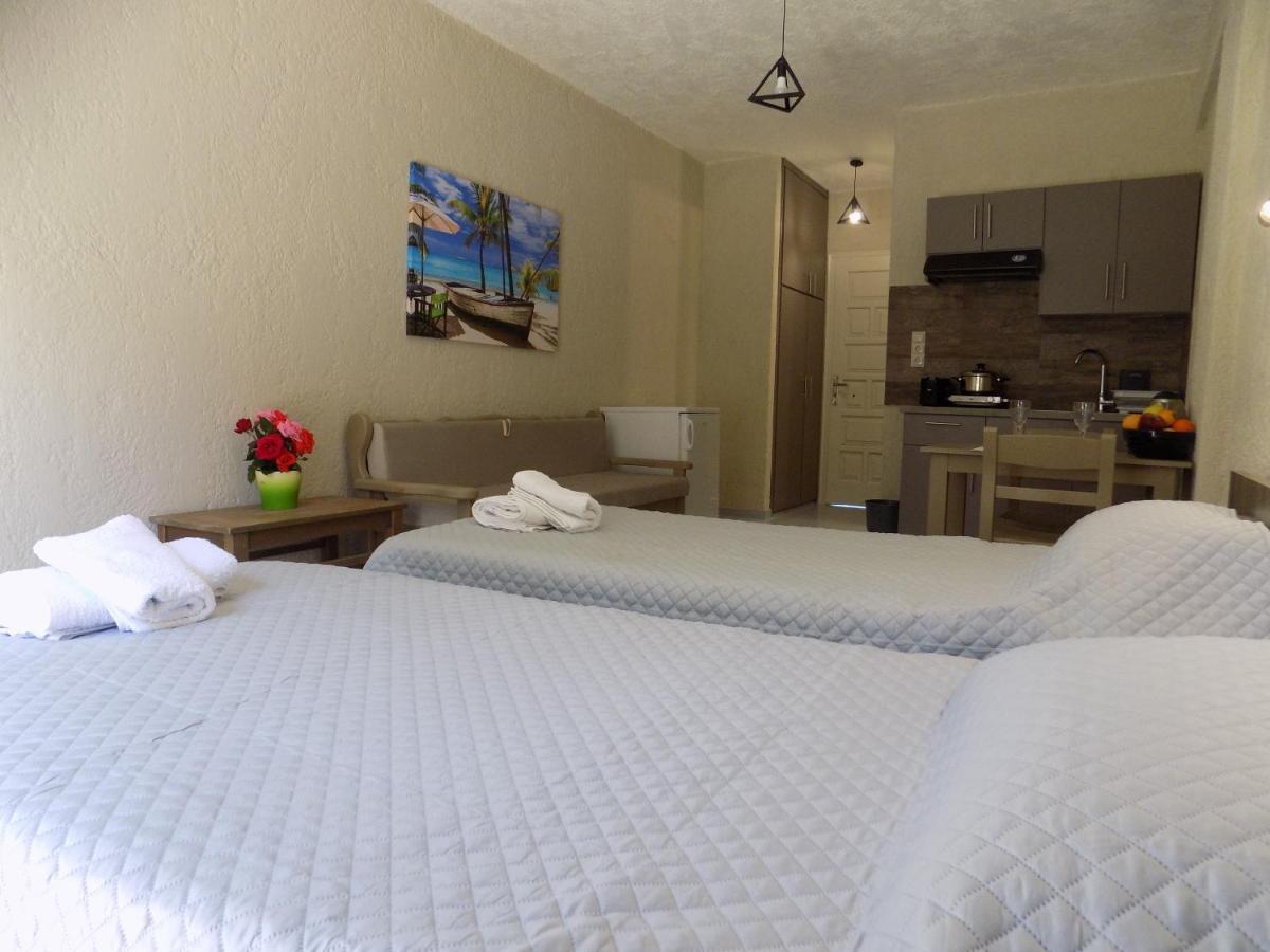 أيّا إفيميا Afrodite Spacious Apartments! المظهر الخارجي الصورة