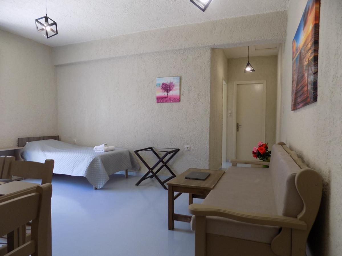 أيّا إفيميا Afrodite Spacious Apartments! المظهر الخارجي الصورة