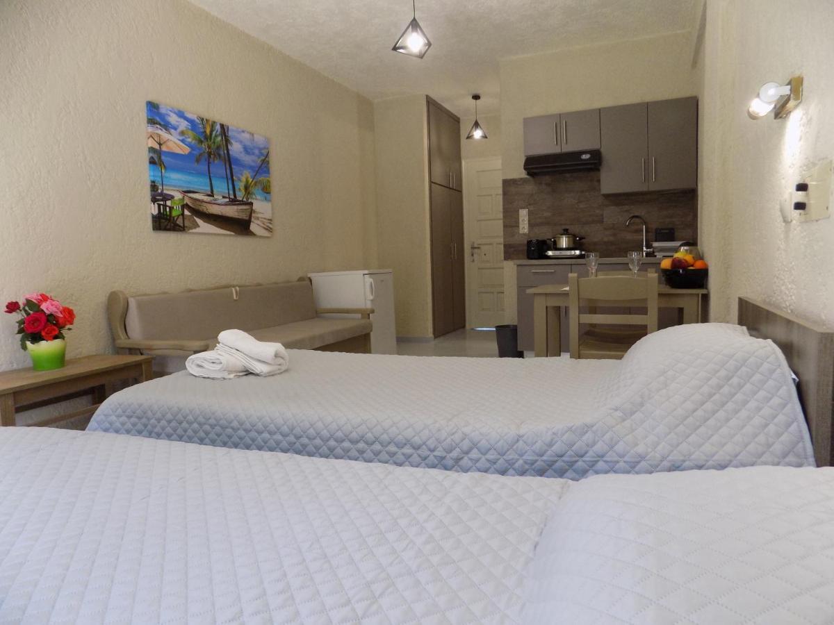 أيّا إفيميا Afrodite Spacious Apartments! المظهر الخارجي الصورة