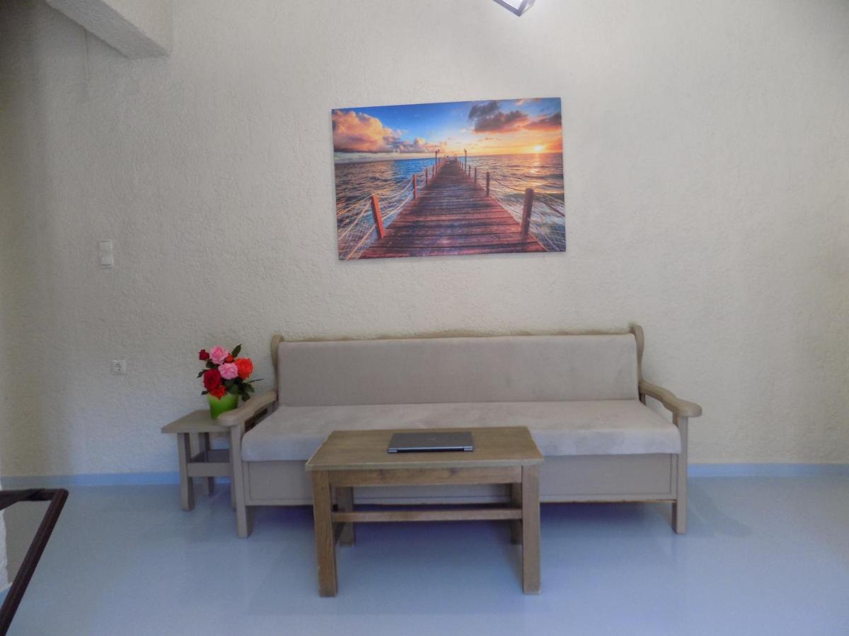 أيّا إفيميا Afrodite Spacious Apartments! المظهر الخارجي الصورة