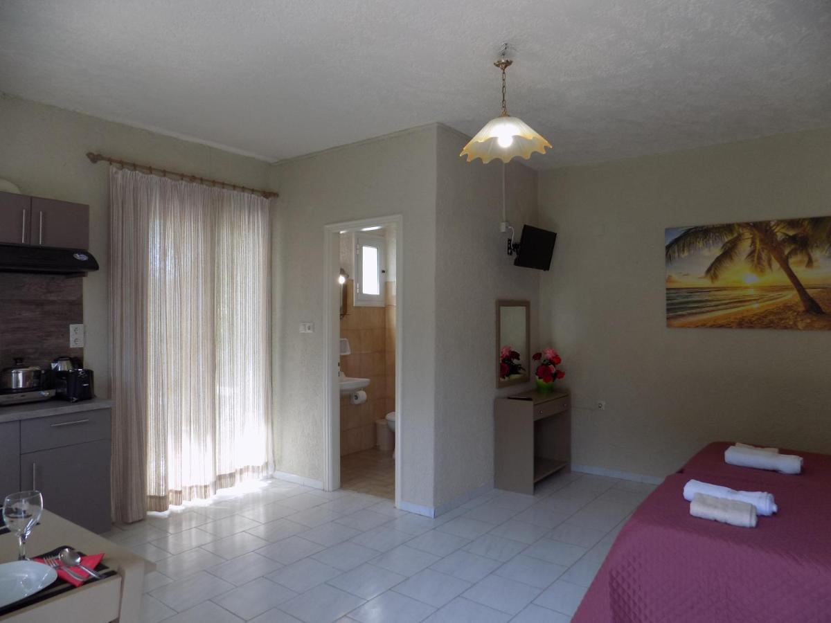أيّا إفيميا Afrodite Spacious Apartments! المظهر الخارجي الصورة