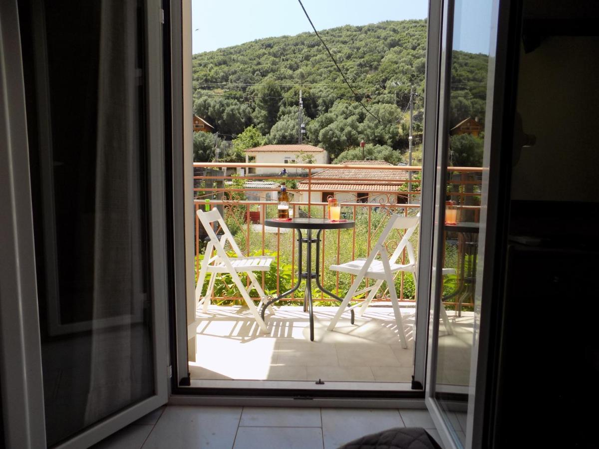 أيّا إفيميا Afrodite Spacious Apartments! المظهر الخارجي الصورة