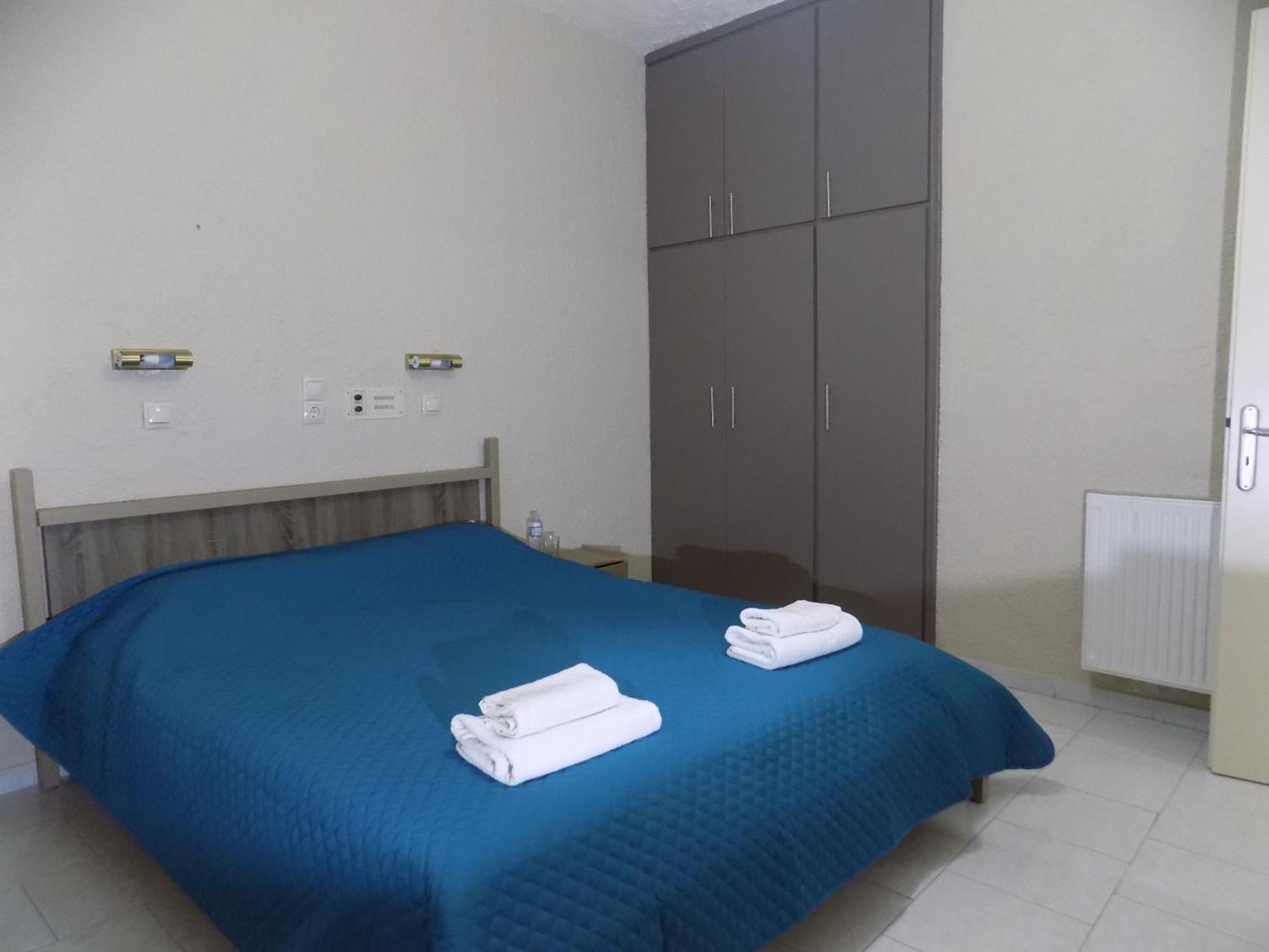 أيّا إفيميا Afrodite Spacious Apartments! المظهر الخارجي الصورة